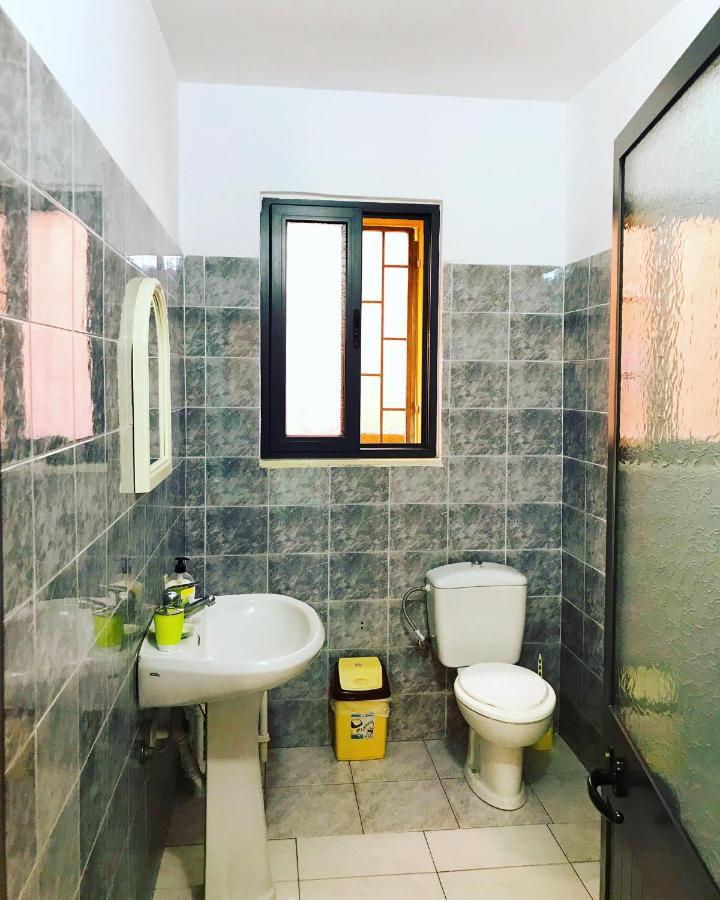 Vila Aliaj Luxury Apartment With 2 Rooms With Private Wonderful Terrace ドゥラス エクステリア 写真