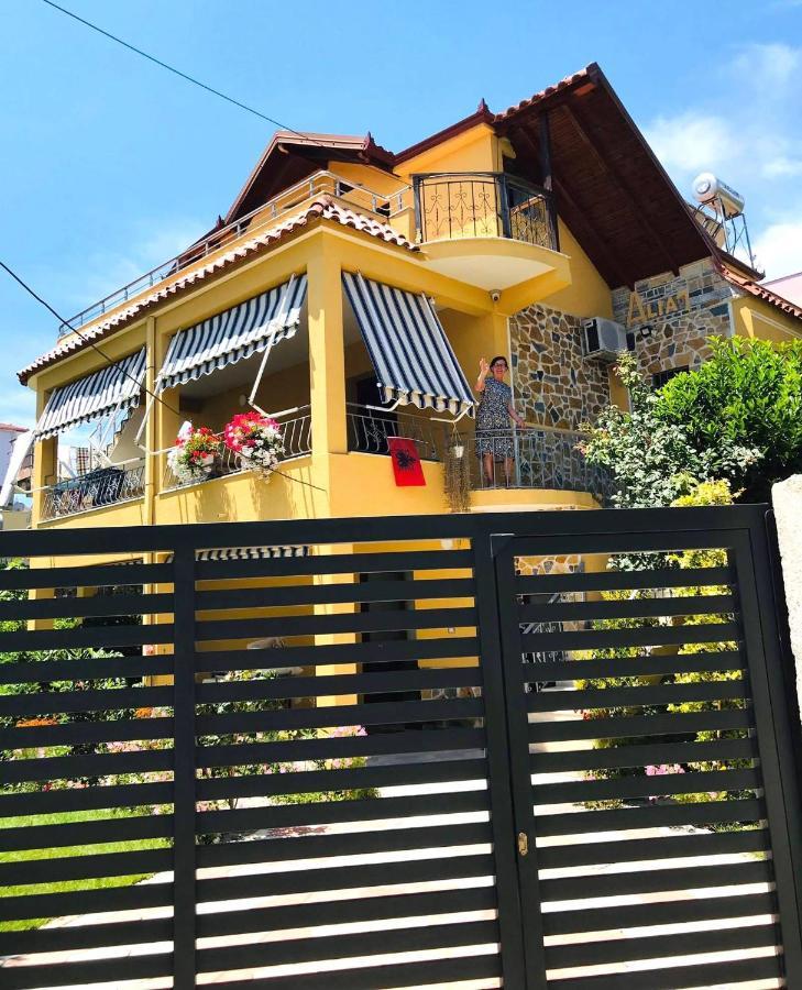 Vila Aliaj Luxury Apartment With 2 Rooms With Private Wonderful Terrace ドゥラス エクステリア 写真