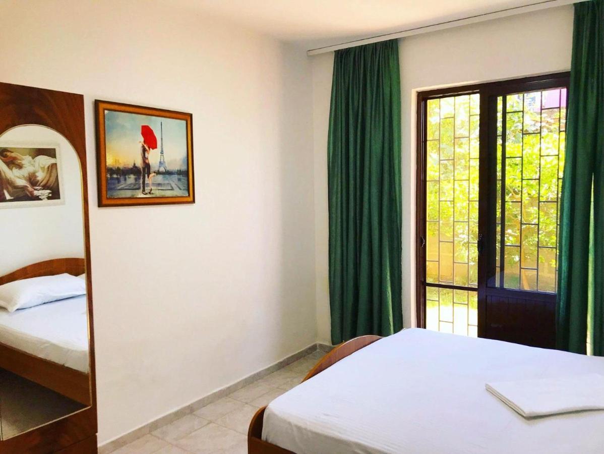Vila Aliaj Luxury Apartment With 2 Rooms With Private Wonderful Terrace ドゥラス エクステリア 写真