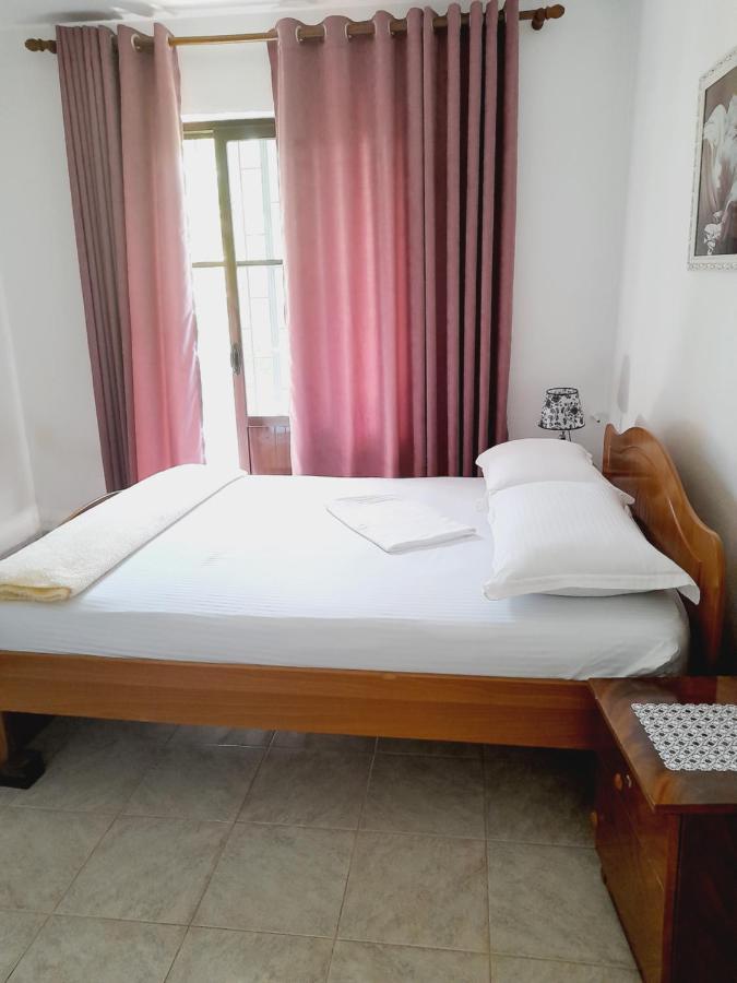 Vila Aliaj Luxury Apartment With 2 Rooms With Private Wonderful Terrace ドゥラス エクステリア 写真