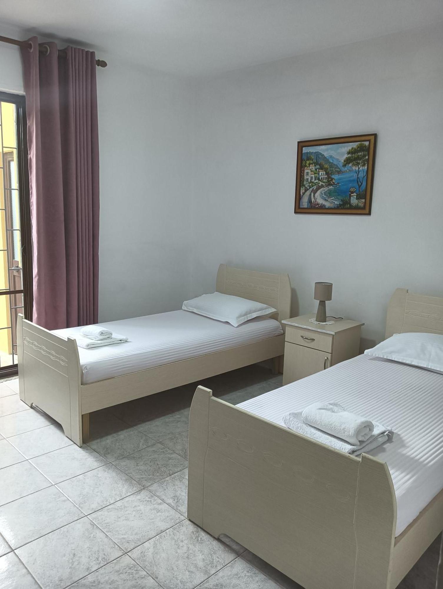 Vila Aliaj Luxury Apartment With 2 Rooms With Private Wonderful Terrace ドゥラス エクステリア 写真