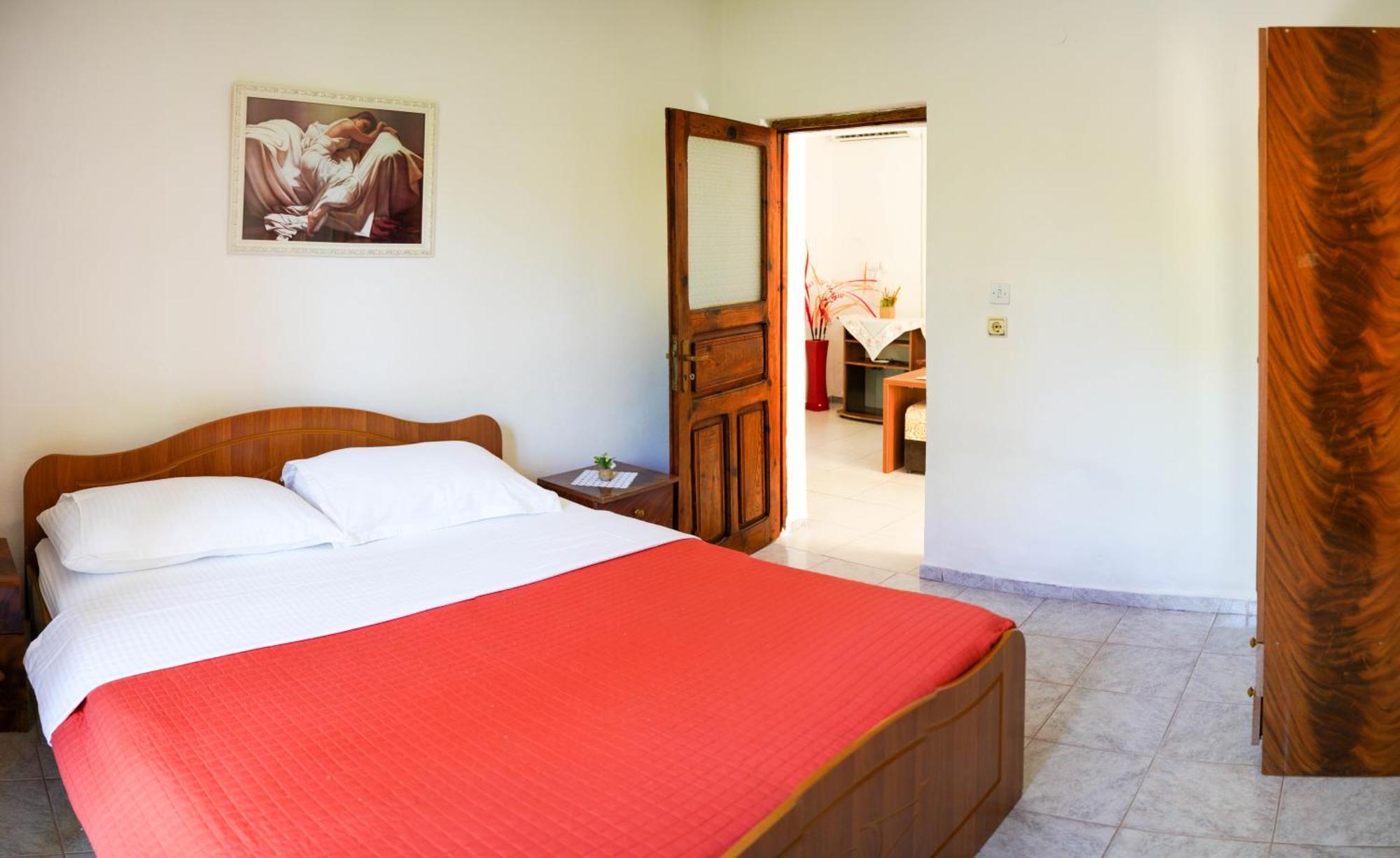 Vila Aliaj Luxury Apartment With 2 Rooms With Private Wonderful Terrace ドゥラス エクステリア 写真