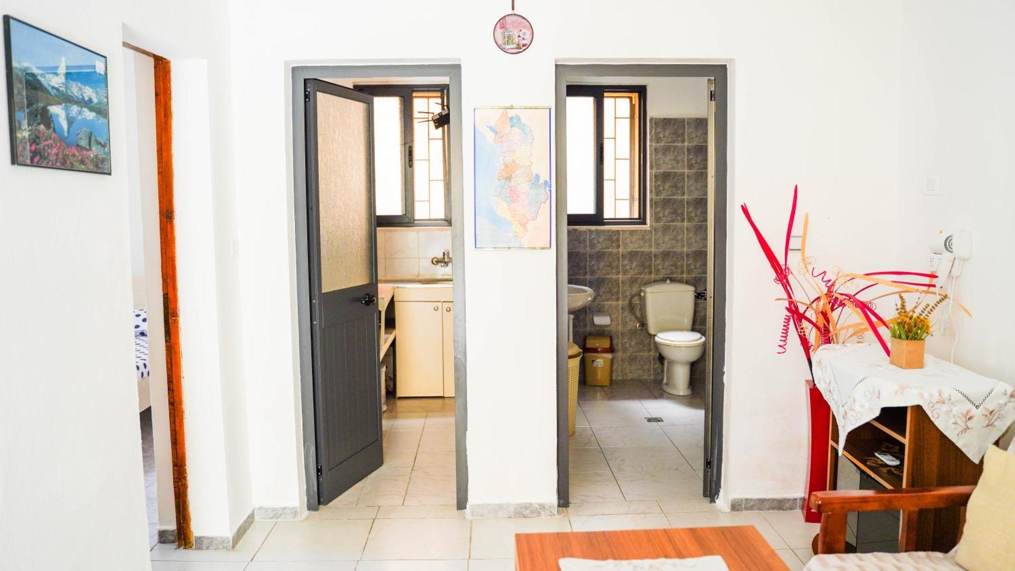 Vila Aliaj Luxury Apartment With 2 Rooms With Private Wonderful Terrace ドゥラス エクステリア 写真